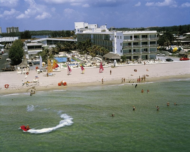 Thunderbird Beach Hotel Sunny Isles Beach Exterior photo