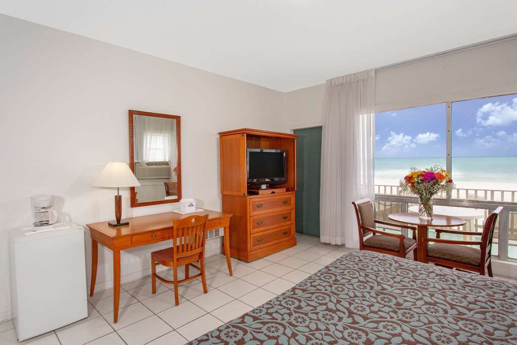 Thunderbird Beach Hotel Sunny Isles Beach Room photo